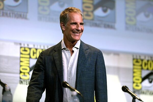 Scott Bakula